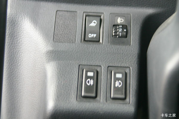 ����С����&nbsp;������Ұ700�ؿ���ʻ������