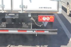 福田 奥铃CTX 154马力 4X2 4.8米排半厢式载货车(BJ5059VBCEA) 福田 奥铃CTX 154马力 4X2 4.8米排半厢式载货车(BJ5059VBCEA)