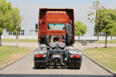 联合卡车 U420重卡 420马力 6X4牵引车(QCC4252D654-4)