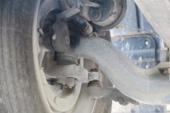 联合卡车 U420重卡 420马力 6X4牵引车(QCC4252D654-4)