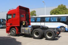 联合卡车 U380重卡 380马力 6X4牵引车(QCC4252D654K)