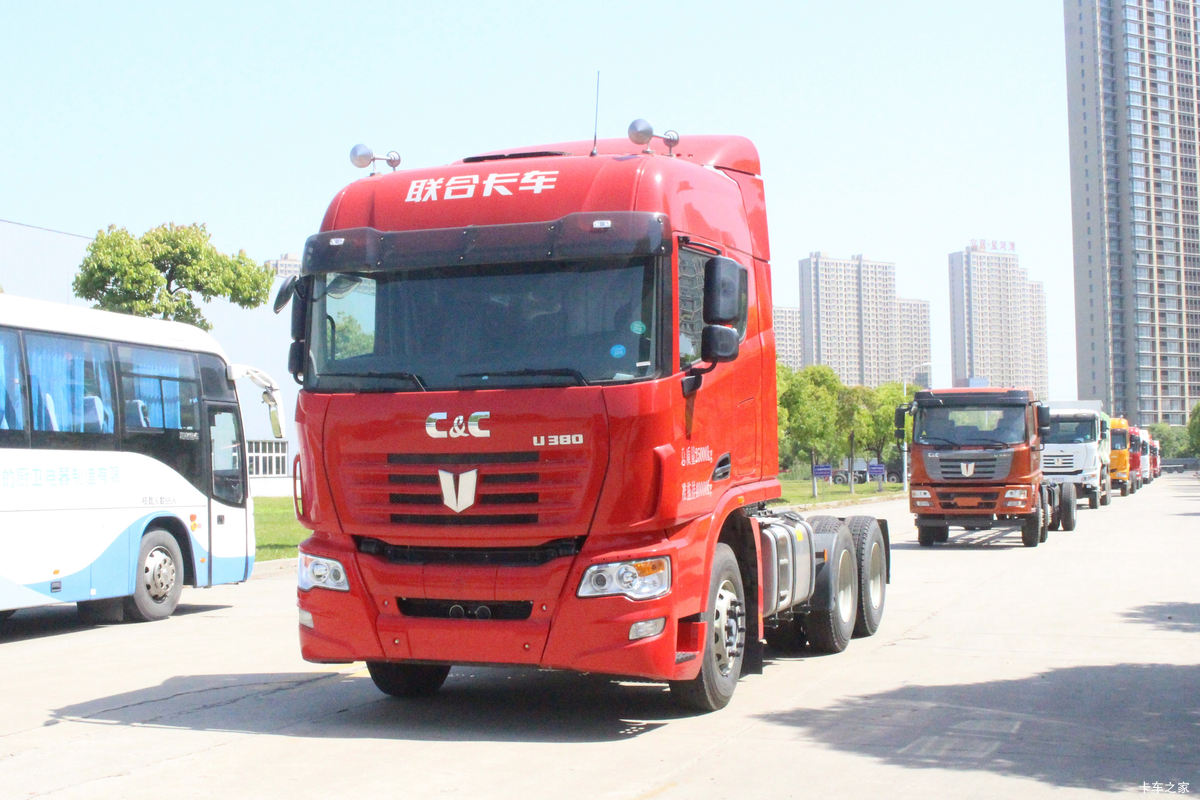 Ͽ U380ؿ 380 6X4ǣ(QCC4252D654K)                                                