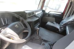 联合卡车 U380重卡 380马力 6X4牵引车(QCC4252D654K)