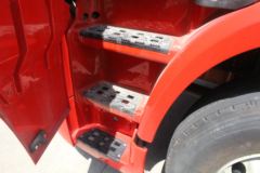 联合卡车 U380重卡 380马力 6X4牵引车(QCC4252D654K)