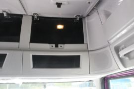 联合U系&nbsp;牵引车驾驶室                                               图片