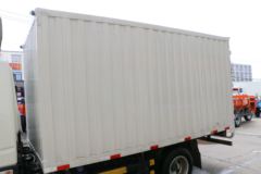 飞碟奥驰 A1系列 102马力 4.15米单排厢式轻卡(FD5040XXYW16K5-2)