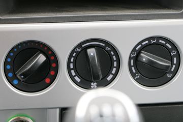 ����;�� T5 1.5L 110���� 3.7�׵�����ʽС��(3300���)ͼƬ