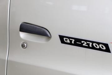 �����ڱ� Q7 1.2L 85���� ���� 3.06�׵�����ʽ΢��ͼƬ