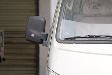 �����ڱ� Q7 1.2L 85���� ���� 3.06�׵�����ʽ΢��ͼƬ