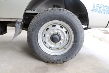 �����ڱ� Q7 1.2L 85���� ���� 3.06�׵�����ʽ΢��ͼƬ