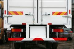 东风柳汽 乘龙H5中卡 270马力 6X2 9.7米排半翼开启厢式载货车(LZ5250XYKM5CB)