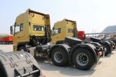 东风商用车 天龙重卡 2018款启航版 520马力 6X4牵引车(DFH4250A9)
