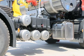 �������ó� �����ؿ� �������� 420���� 6X4Σ��Ʒǣ����(DFH4250A6)ͼƬ