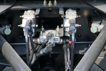 �������ó� �����ؿ� ��Ӯ���ϰ� 450���� 6X4ǣ����(DFH4250A4)ͼƬ