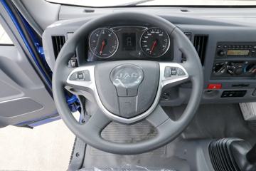 ���� ˧��Q6 130���� 4.18�׵��������Ῠ����ͼƬ