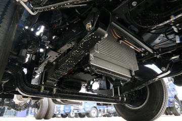 ���� ˧��Q6 130���� 4.18�׵��������Ῠ����ͼƬ