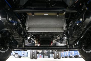 ���� ˧��Q6 130���� 4.18�׵��������Ῠ����ͼƬ
