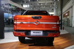 黄海 N3 2018款 尊贵版 2.4T 汽油 218马力 四驱 自动 双排皮卡
