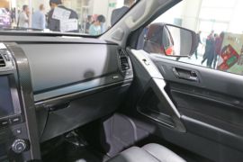 黄海N3&nbsp;皮卡驾驶室                                               图片