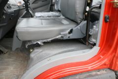 中国重汽 豪曼H3 154马力 4.2米单排仓栅式轻卡(重汽10挡)(ZZ5048CCYD17EB2)