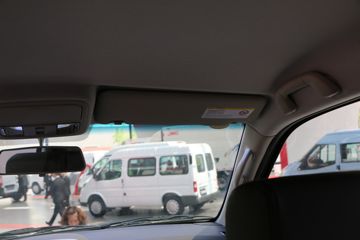 ���� ��5 2018�� ����� �������� 2.4T���� 140���� �ֶ� ���� �����˫��Ƥ��ͼƬ