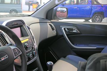 ���� ��5 2018�� ����� �������� 2.4T���� 140���� �ֶ� ���� �����˫��Ƥ��ͼƬ