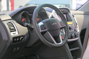 ���� ��5 2018�� ����� �������� 2.4T���� 140���� �ֶ� ���� �����˫��Ƥ��ͼƬ