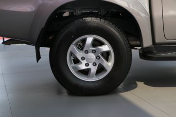 ���� ��5 2018�� ����� �������� 2.4T���� 140���� �ֶ� ���� �����˫��Ƥ��ͼƬ