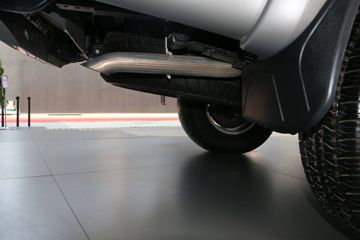 ���� ��5 2018�� ����� �������� 2.4T���� 140���� �ֶ� ���� �����˫��Ƥ��ͼƬ