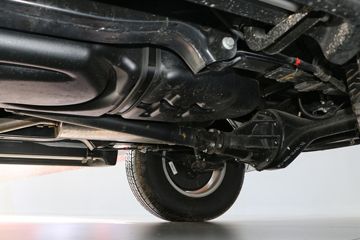 ���� ��5 2018�� ����� �������� 2.4T���� 140���� �ֶ� ���� �����˫��Ƥ��ͼƬ