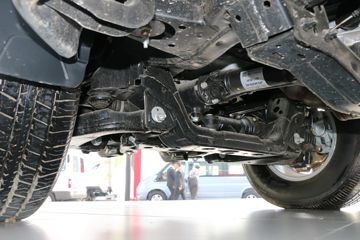 ���� ��5 2018�� ����� �������� 2.4T���� 140���� �ֶ� ���� �����˫��Ƥ��ͼƬ