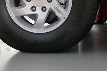 ���� ��5 2018�� ����� �������� 2.4T���� 140���� �ֶ� ���� �����˫��Ƥ��ͼƬ