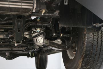 ���� ��5 2018�� ����� �������� 2.4T���� 140���� �ֶ� ���� �����˫��Ƥ��ͼƬ