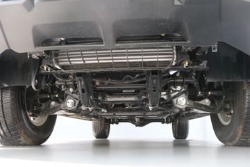 ���� ��5 2018�� ����� �������� 2.4T���� 140���� �ֶ� ���� �����˫��Ƥ��ͼƬ