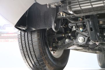 ���� ��5 2018�� ����� �������� 2.4T���� 140���� �ֶ� ���� �����˫��Ƥ��ͼƬ