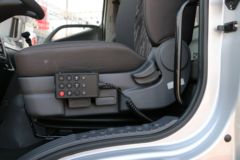 福田 欧航R系 京东版 182马力 6.8米排半厢式载货车(BJ5186XXY-A7) 福田 欧航R系 京东版 182马力 6.8米排半厢式载货车(BJ5186XXY-A7)