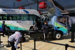 福田 奥铃EV 5.5T 单排纯电动轻卡底盘83.2kWh