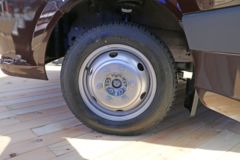 福田商务车 图雅诺E 2017款 商运版 110马力 2.5T柴油 长轴封闭货车