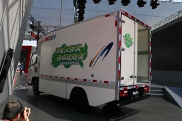  EV 4.5T 4.2׵Ŵ綯ʽῨ(JX5043XXYTG25BEV)107.52kWhͼƬ