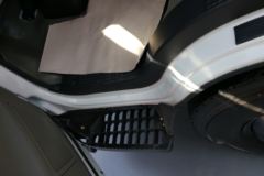 江铃 凯锐EV 4.5T 4.2米单排纯电动厢式轻卡(JX5043XXYTG25BEV)107.52kWh