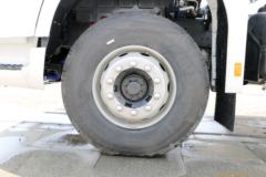 北奔 V3重卡 500马力 4X2 AMT自动挡牵引车(国六/右舵)(ND41808A35J7)