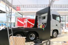 福田 欧曼EST-A 6系重卡 490马力 6X2 AMT自动挡牵引车(BJ4259SNFKB-AG)