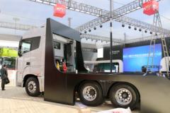 福田 欧曼EST-A 6系重卡 490马力 6X2 AMT自动挡牵引车(BJ4259SNFKB-AG)