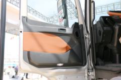 福田 欧曼EST-A 6系重卡 490马力 6X2 AMT自动挡牵引车(BJ4259SNFKB-AG)