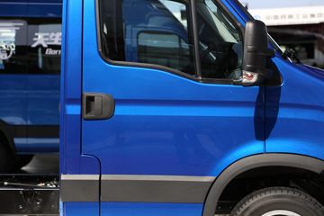 �Ͼ���ά�� DAILY C45-33 145���� 4X2���������Ῠ(NJ1045EFC)ͼƬ