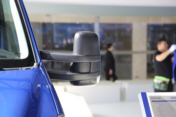 �Ͼ���ά�� DAILY C45-33 145���� 4X2���������Ῠ(NJ1045EFC)ͼƬ