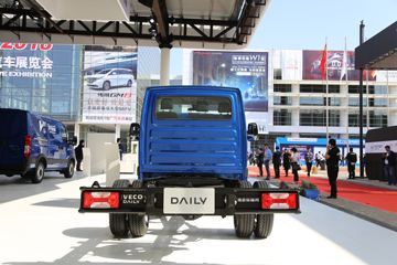 Power Daily 载货车外观                                                图片