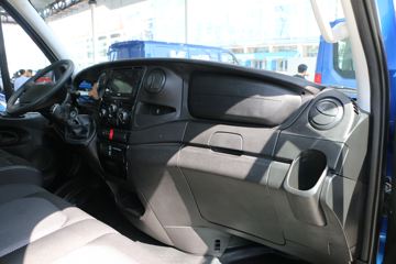 �Ͼ���ά�� DAILY C45-33 145���� 4X2���������Ῠ(NJ1045EFC)ͼƬ