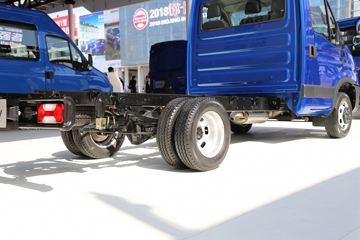 �Ͼ���ά�� DAILY C45-33 145���� 4X2���������Ῠ(NJ1045EFC)ͼƬ