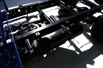 �Ͼ���ά�� DAILY C45-33 145���� 4X2���������Ῠ(NJ1045EFC)ͼƬ